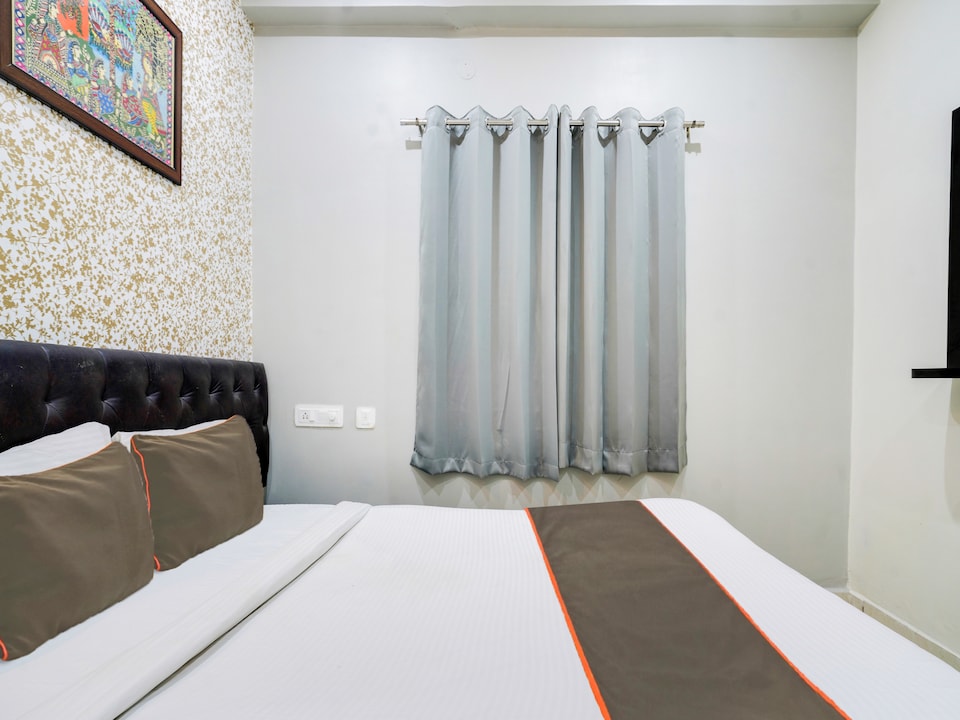 Hotel O Blue Iris A Grandure., Kondapur, Hyderabad