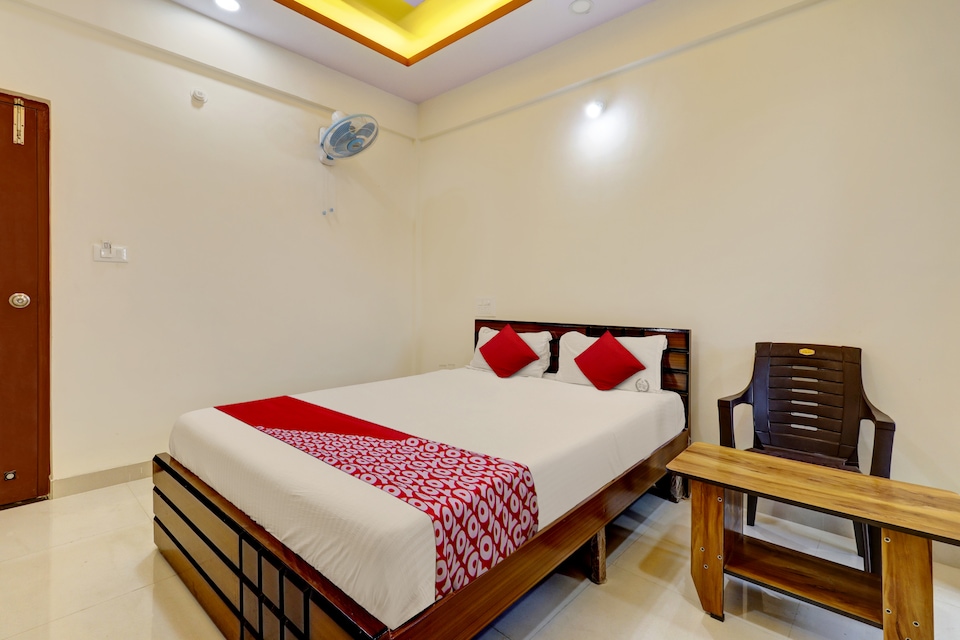 Hotel O 820832 Thirumala comfort & lodging, Kengeri - Rajarajeshwari Nagar Bangalore, Bangalore