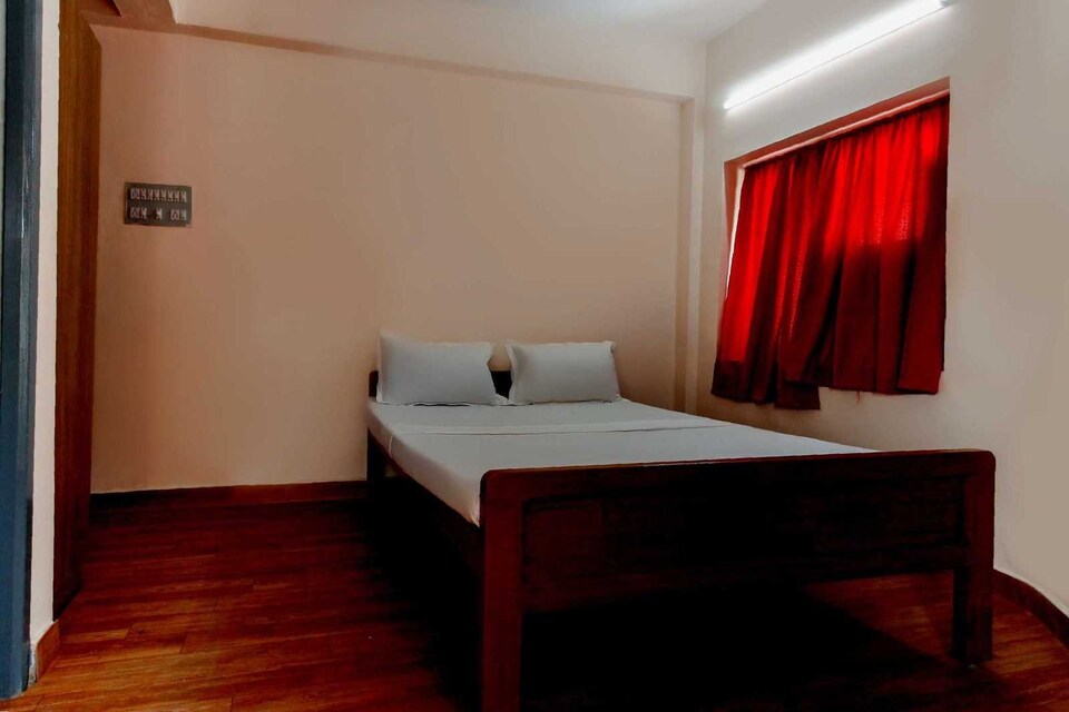 OYO Coral Guest House , Koyambedu Chennai, Chennai