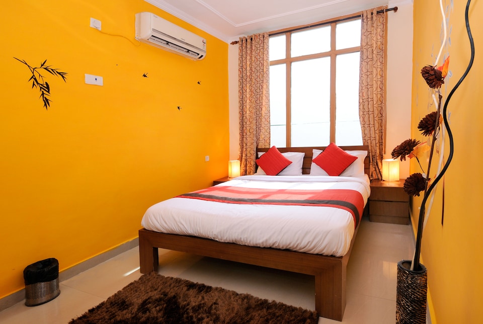 OYO 417 Samrat Hotel, Neemrana, Neemrana