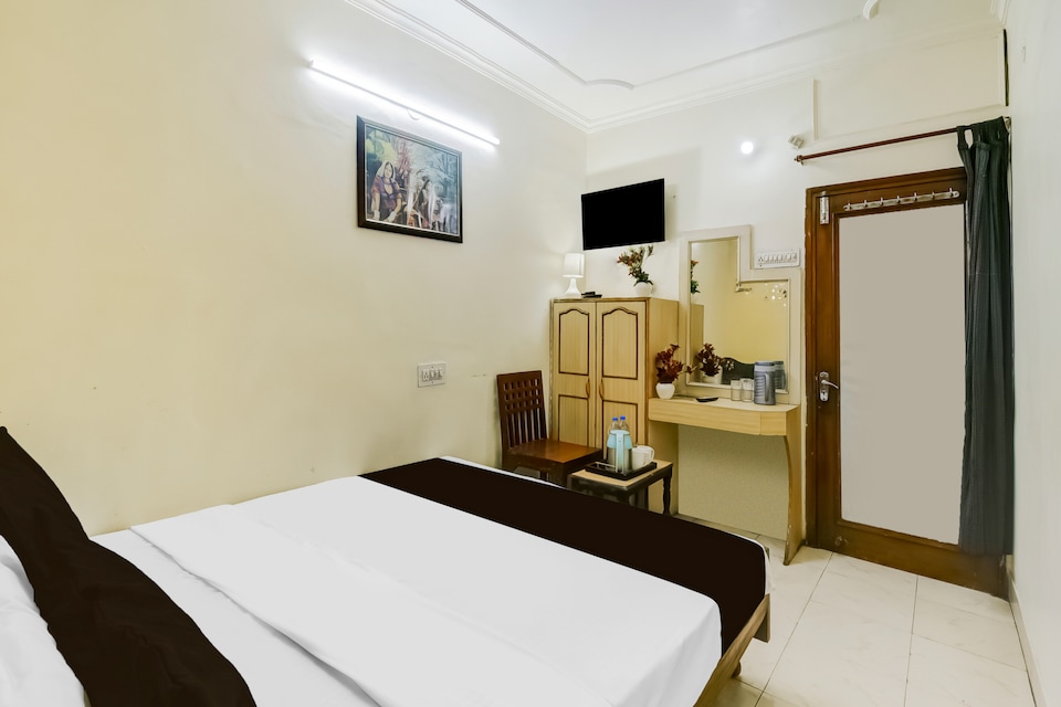 OYO Rooms 098 Vanasthali Marg, Sindhi Camp, जयपुर