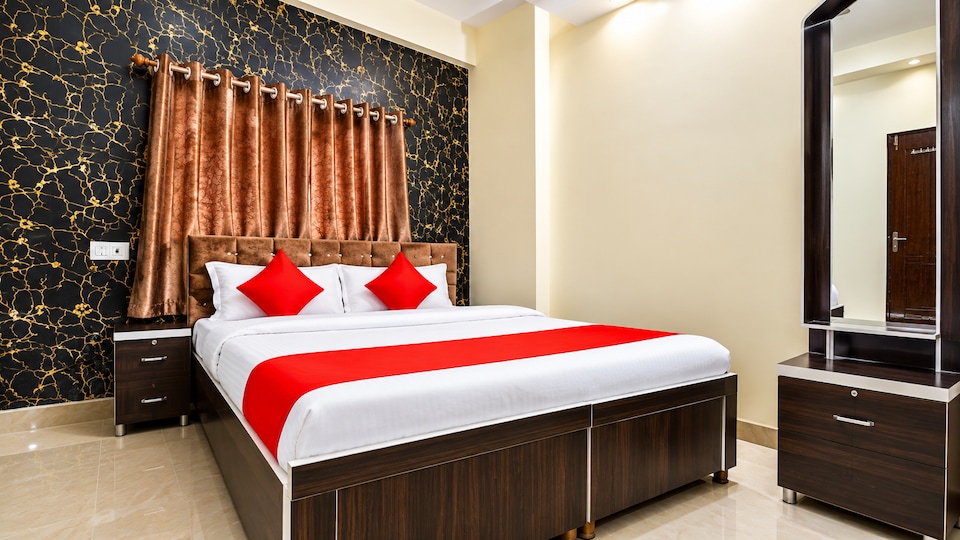 Hotel O Nitya, MG Road Indore, Indore