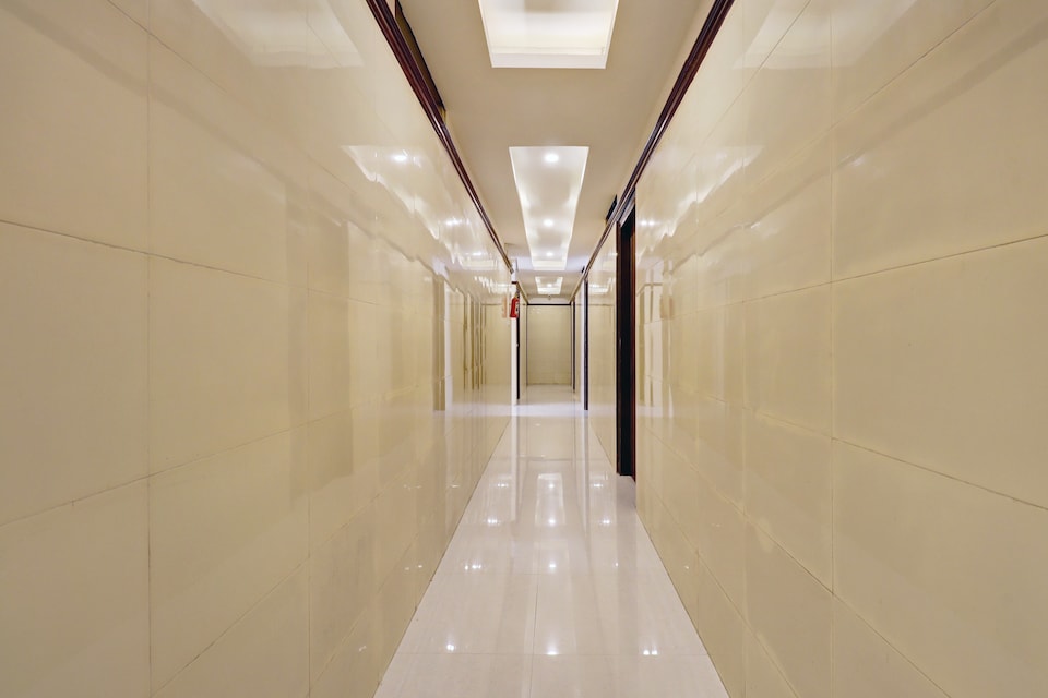 Hotel O Sapthagiri Suites Inn, Hebbal Bangalore, Bangalore