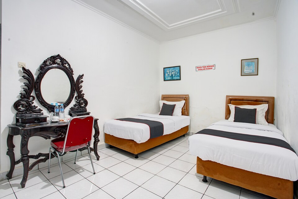 Capital O 93467 Wisma Olo Syariah, Padang Kota, Padang