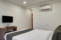 Hotel O Royal Palace