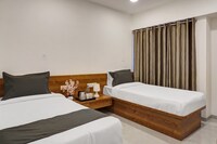 Hotel O Royal Palace