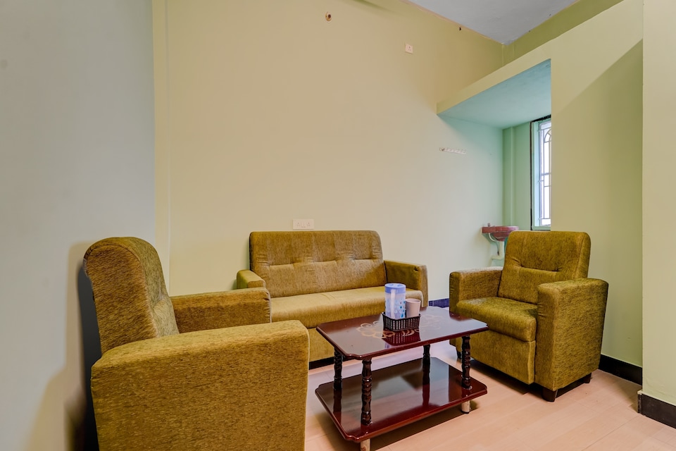Hotel O Good Vibes Thondamuthur Bus Stop, Gandhipuram Coimbatore, Coimbatore