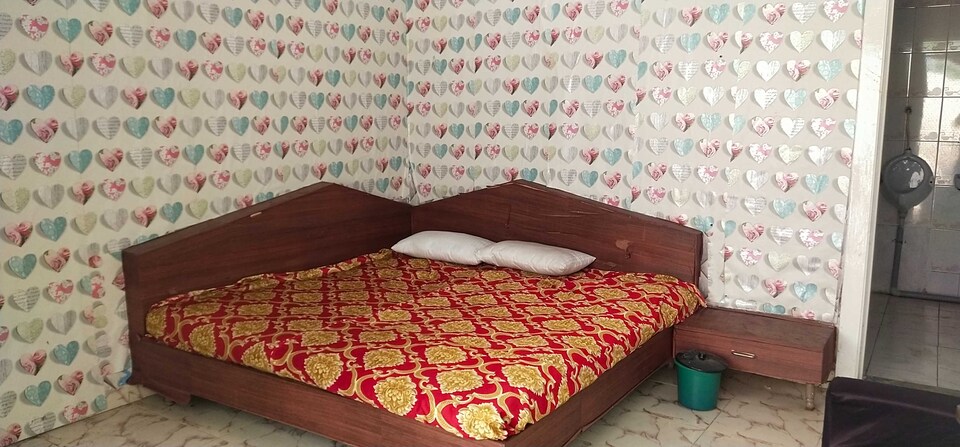 OYO 821006 Majestic Resort Manali Farms, Vijay Nagar Indore, Indore