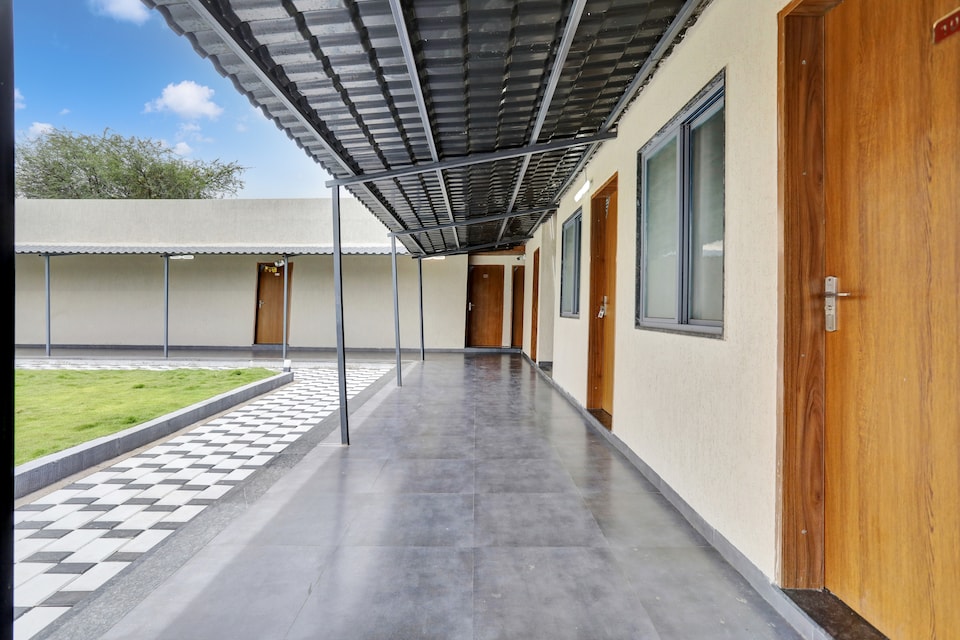 Hotel O Mint Leaf & Lodging, Kagal, Kolhapur