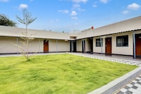 Hotel O Mint Leaf & Lodging