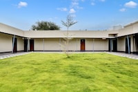 Hotel O Mint Leaf & Lodging