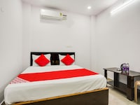 Hotel O Stay Happy