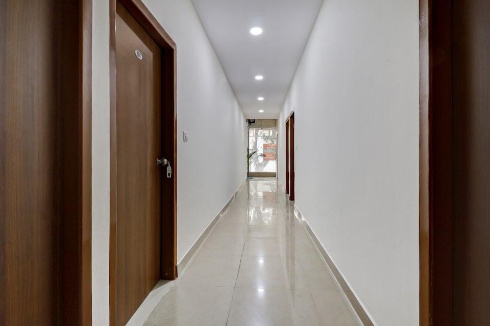 Hotel O Maruthi Paradise, Yehalanka Bangalore, Bangalore