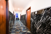 Super Townhouse Shamshabad Paradise Formerly Blue Petals Hotel