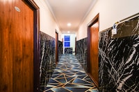 Super Townhouse Shamshabad Paradise Formerly Blue Petals Hotel