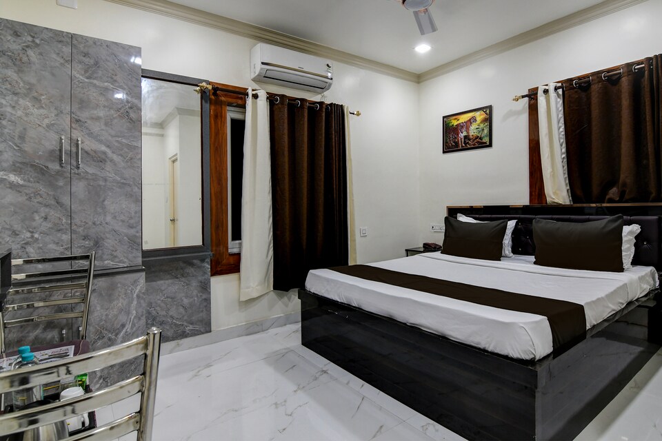 OYO Hotel Abhishek Inn , Bhubaneswar, Bhubaneswar