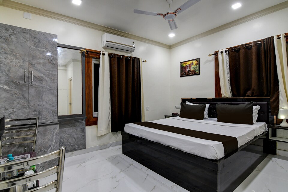 OYO Hotel Abhishek Inn , Bhubaneswar, Bhubaneswar