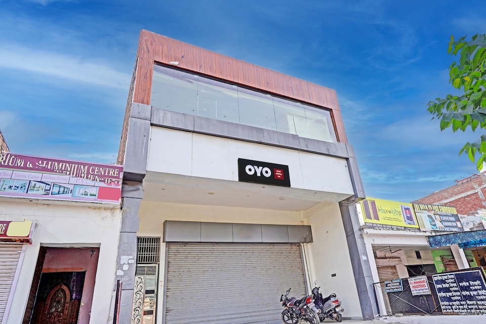 Hotel O THE ADIITYA INN, Kanpur Railway Station, Kanpur