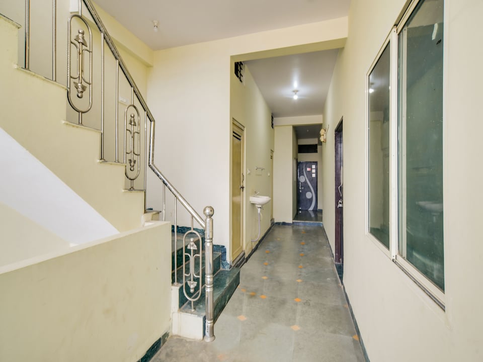 Spot On Hotel Palace, Rajender Nagar, Indore