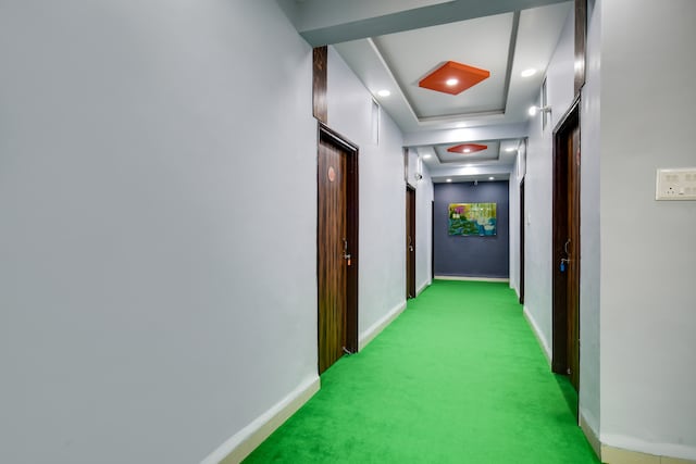 Hotel O Super Corridor