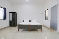 SPOT ON Nand dhanlakshmi marriage palace