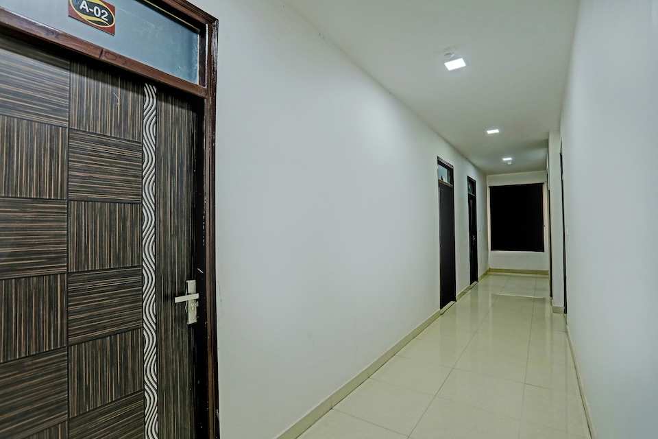 OYO 821181 Hotel Solam Inn, Alambagh Lucknow, Lucknow