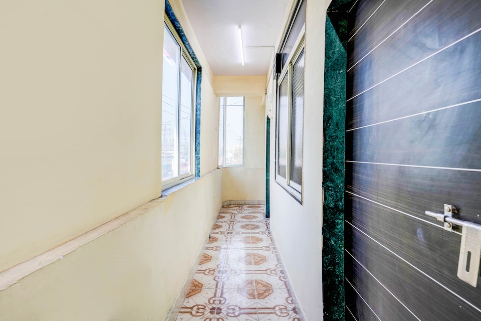 Hotel O Vira Palace, Mumbai- Kalyan-Bhiwandi- Badalapur, Mumbai