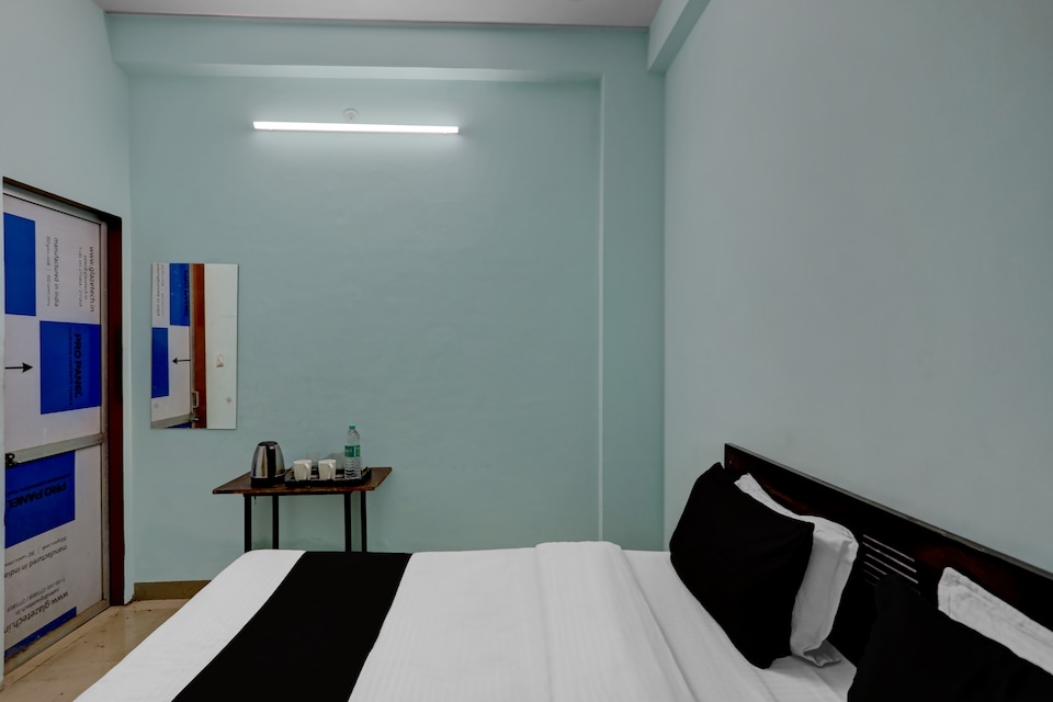 OYO HOTEL SHYAM & RESTAURANT , Jaipur Airport, Jaipur