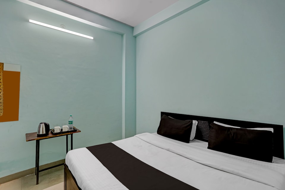 OYO HOTEL SHYAM & RESTAURANT , Jaipur Airport, Jaipur