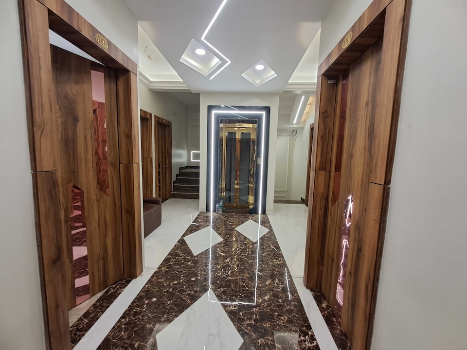 Hotel O Sunlight Pandit Omkar Prasad Tiwari Bus Stand, Vijay Nagar - Jabalpur, Jabalpur