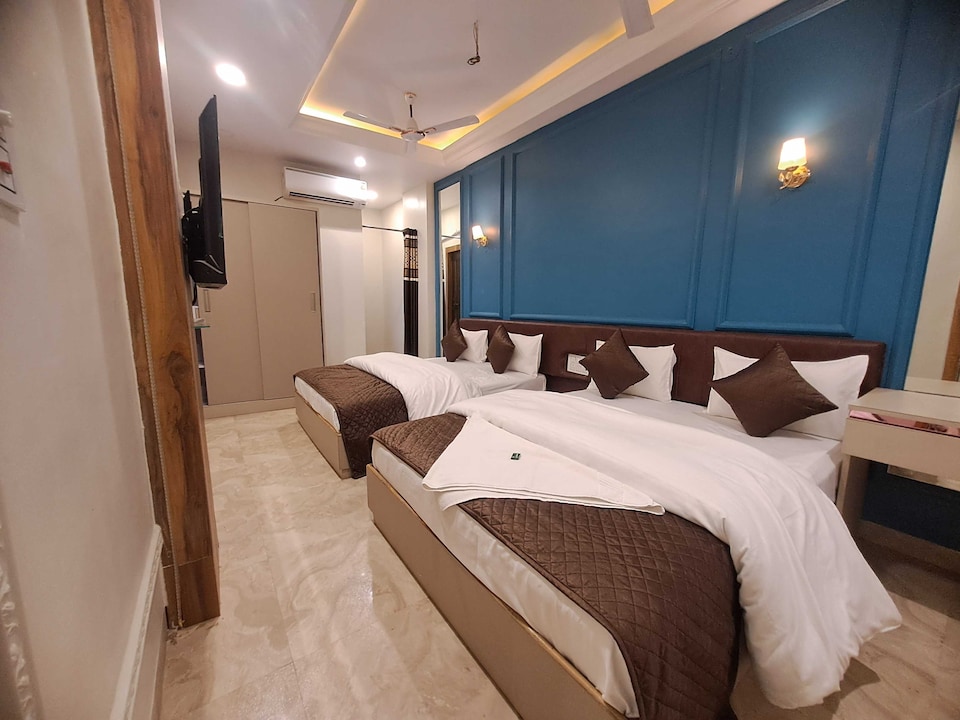 Hotel O Sunlight Pandit Omkar Prasad Tiwari Bus Stand, Vijay Nagar - Jabalpur, Jabalpur