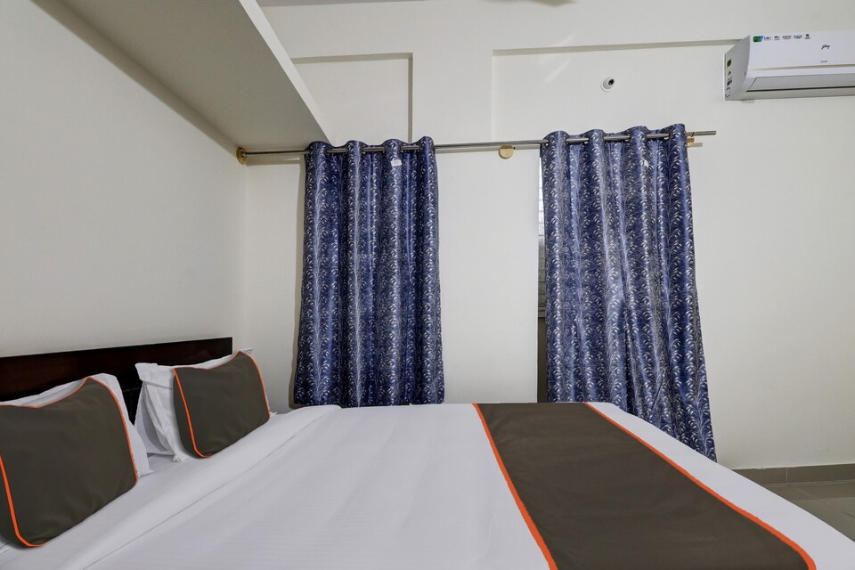 OYO 821231 SS Home Stay, KR Puram Bangalore, Bangalore