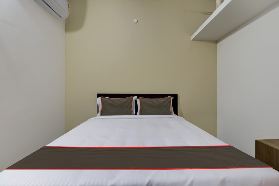 OYO 821231 SS Home Stay, KR Puram Bangalore, Bangalore