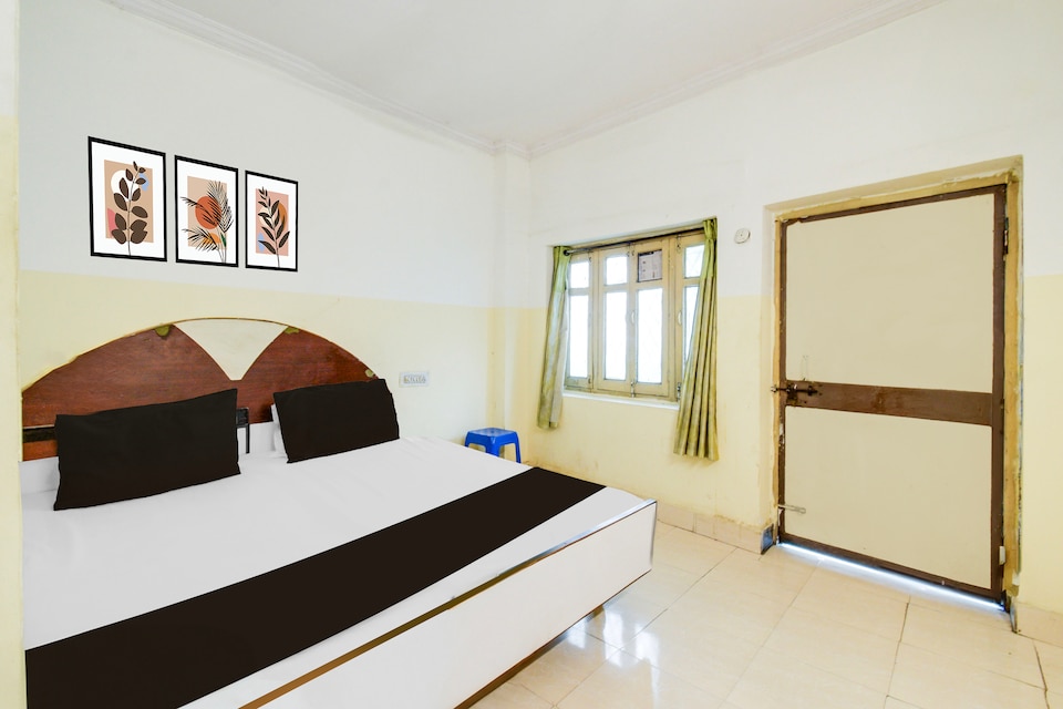 Hotel O New Sri Sai Amaravati Lodge, Ameerpet, Hyderabad