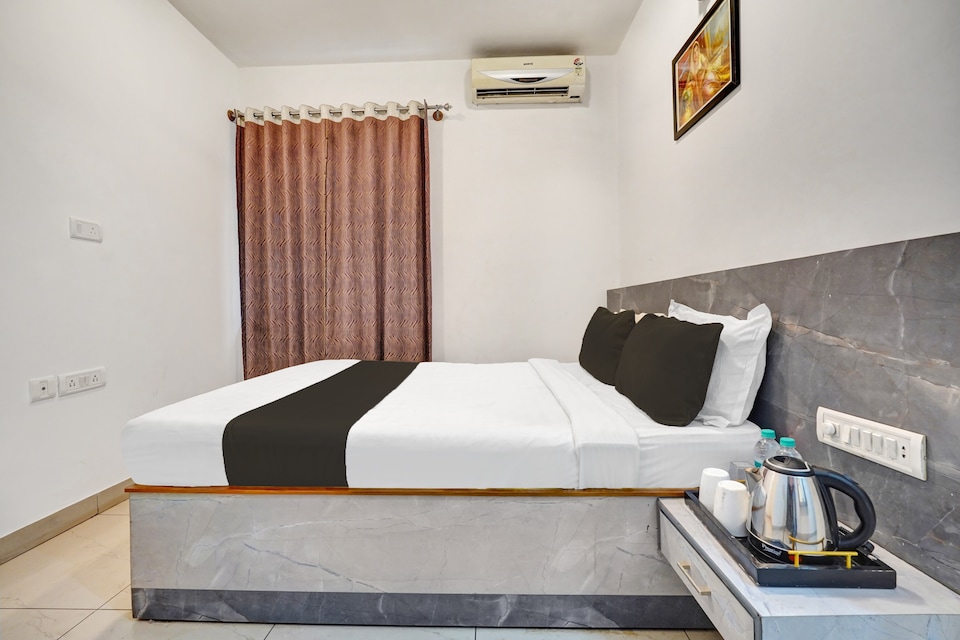 Collection O Diamond Suites, Kalyan Nagar Bangalore, Bangalore