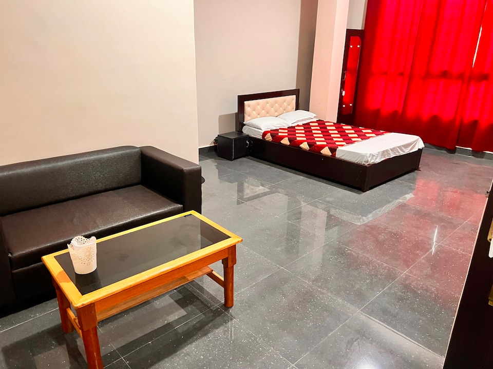 Hotel O Decent Inn, Imphal, Imphal