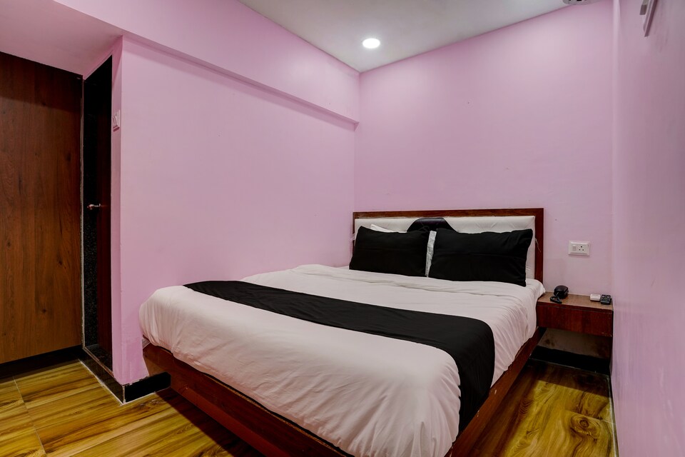 OYO 8212 Flagship Hotel King Residency, Mumbai International Airport, Mumbai