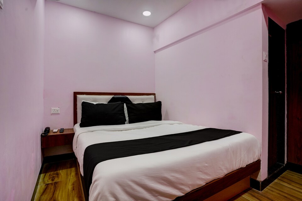 OYO 8212 Flagship Hotel King Residency, Mumbai International Airport, Mumbai