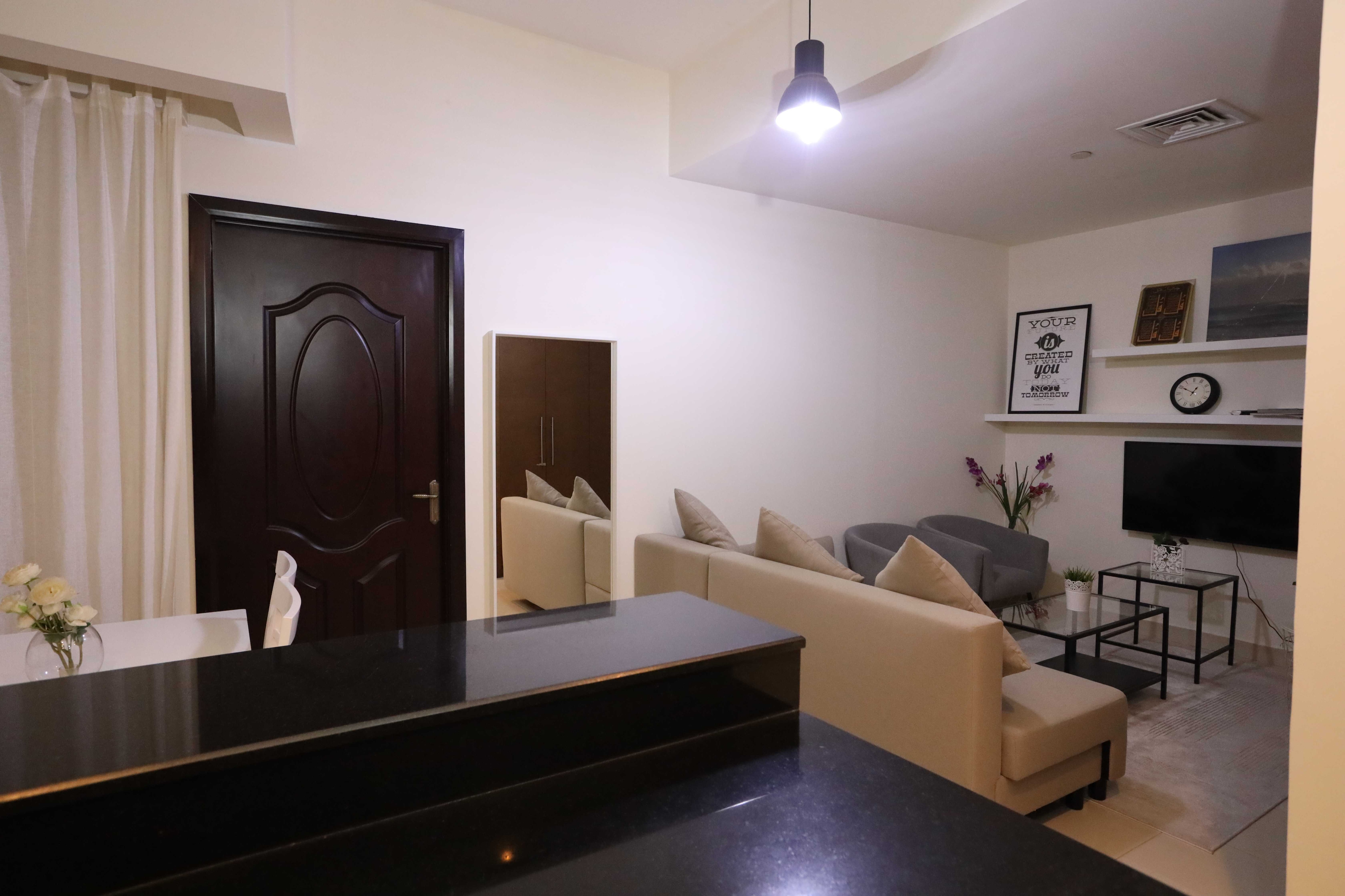 OYO 1208 Home Luxurious 1Bed Apartment In Business Bay, Downtown Dubai