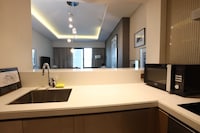 OYO 1212 Home DAMAC Towers Paramount 1Bed