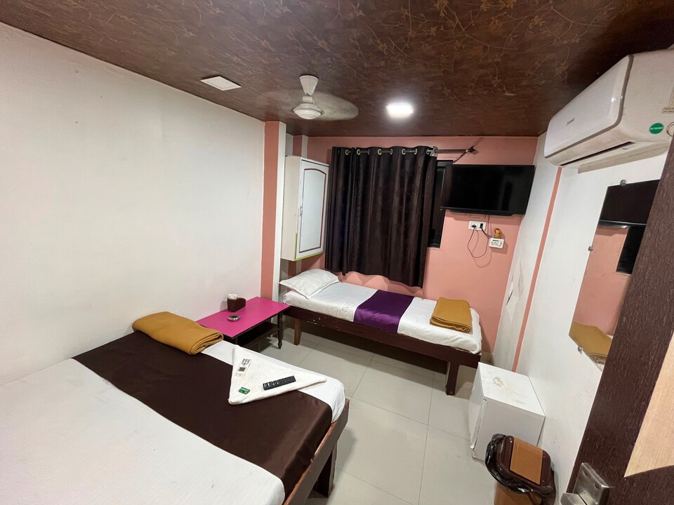 OYO 821309 Hotel Brick Residency, Mumbai International Airport, Mumbai
