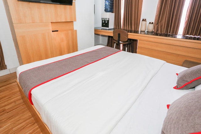 Capital O 93490 Yubi Room Patraland 