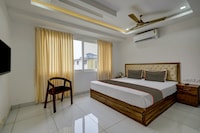 Collection O Nawal Mahal