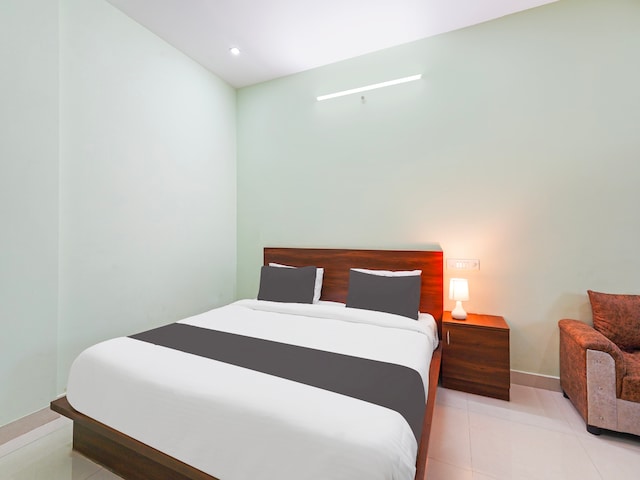 Hotel O Chandusree Boarding And Lodging