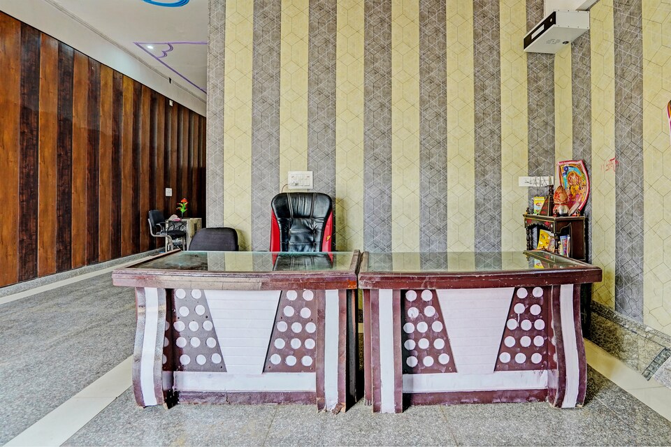 Hotel O Sun Burst Residency, Greater Noida, Noida