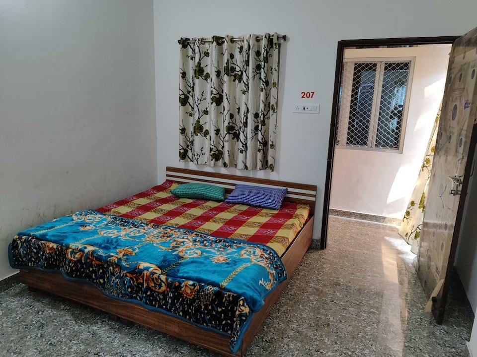 SPOT ON Hotel Omani And Restaurant, Gorakhnath Gorakhpur, Gorakhpur