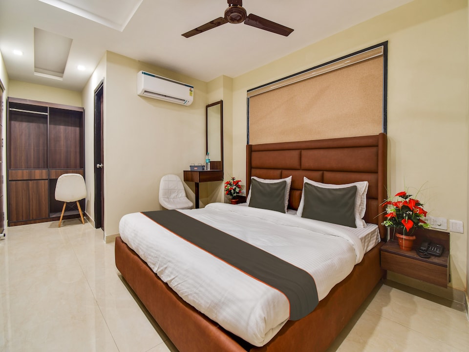 Hotel O Nirvana Residency , Anand Vihar Delhi, Delhi