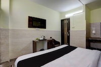 Hotel O HOTEL EMPIRE 18