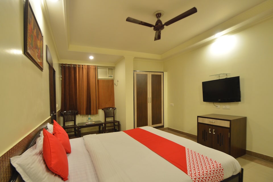 OYO 23608 Hotel Fun, Jaipur Airport, Jaipur