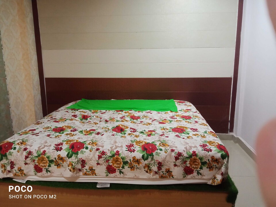 OYO Am Pm Hotel, Charbagh Lucknow, Lucknow